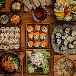 Ko Special (Appetizer, Soup, Salad & Special Roll For 4)
