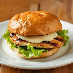 Chicken Breast On A Kaiser