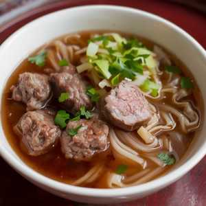 P5 Phở bò viên