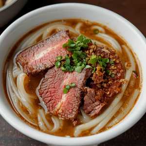P9 Phở tái, nam
