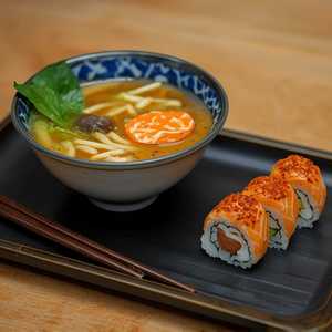 N3(A). Udon+Spicy Salmon Roll