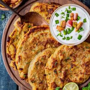 Aloo Paratha With Raita & Pickle